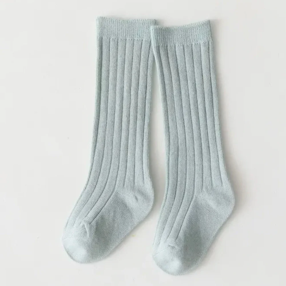New lot of 5 pair of baby knee high socks 0-6 months